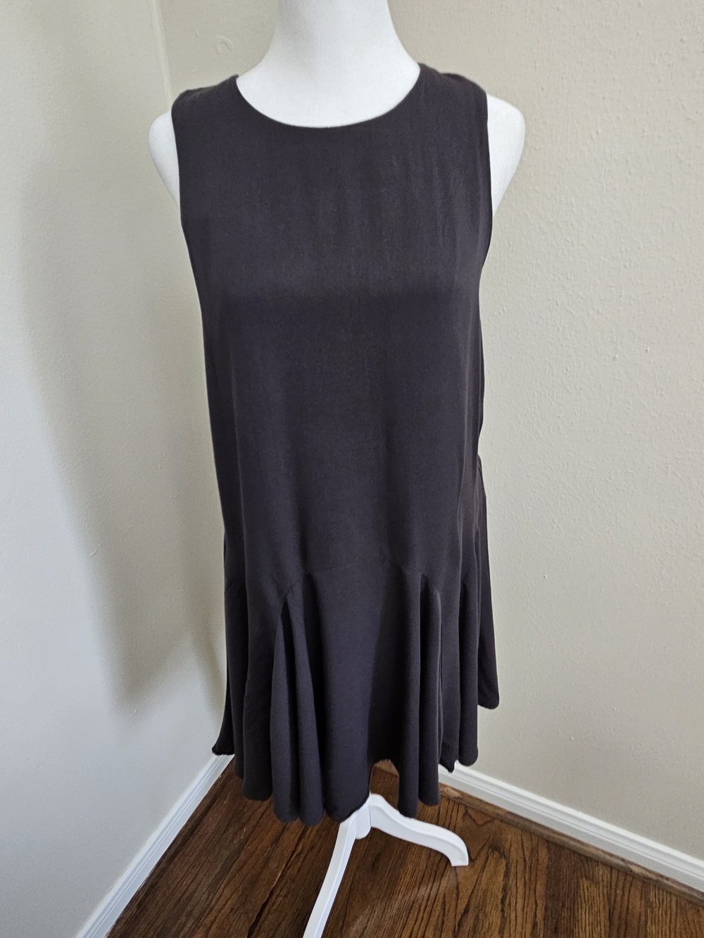 H&M Black Sleeveless Drop-Waist Flared Dress
